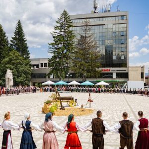 Разлог отново ще се превърне в столица на фолклора с фестивала „На армане с тъпане“