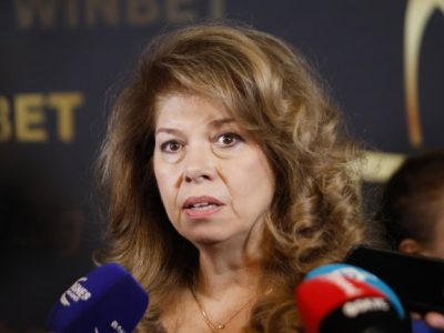 Йотова с остра критика към служебния кабинет за споразумението с Украйна