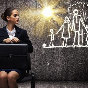 Предложение: Родителите на малки ученици да работят онлайн лятото